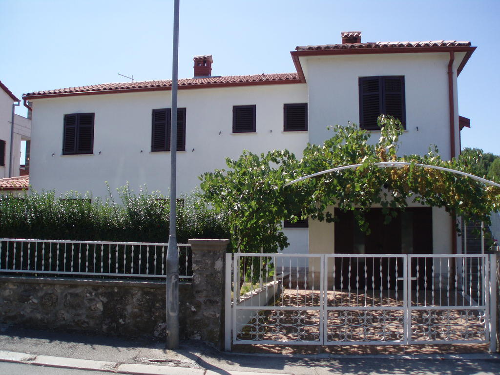 Apartments Carmelo Rovinj Exteriör bild