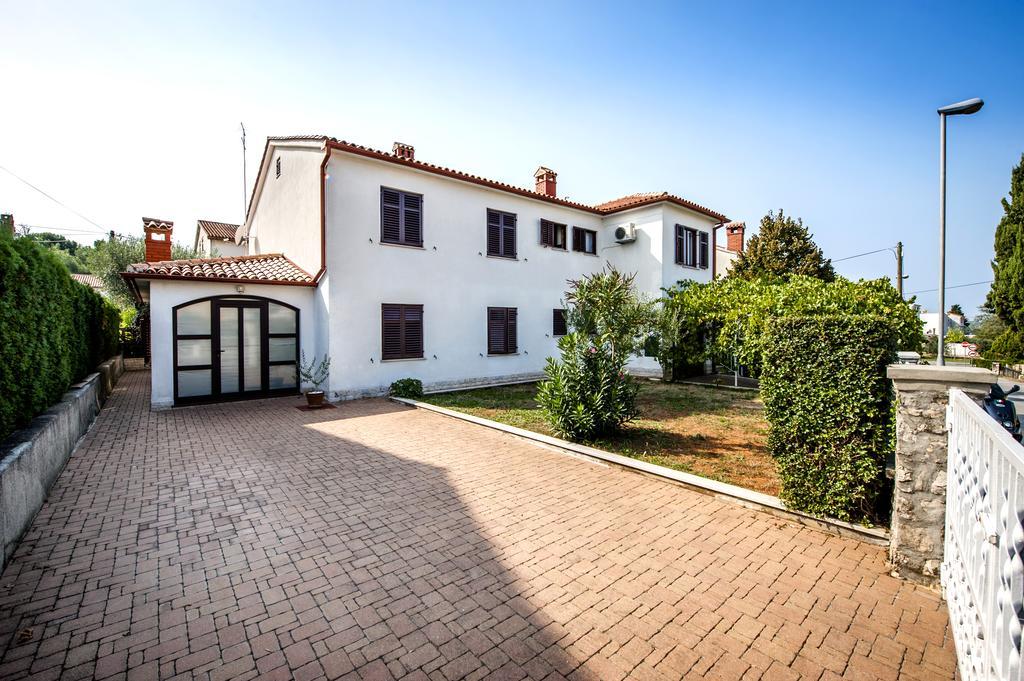 Apartments Carmelo Rovinj Exteriör bild